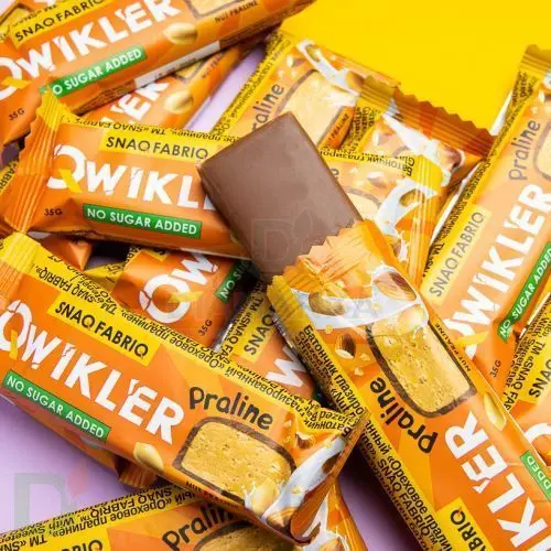 Батончик глазированный Snaq Fabriq QWIKLER Ореховое пралине, 35 гр